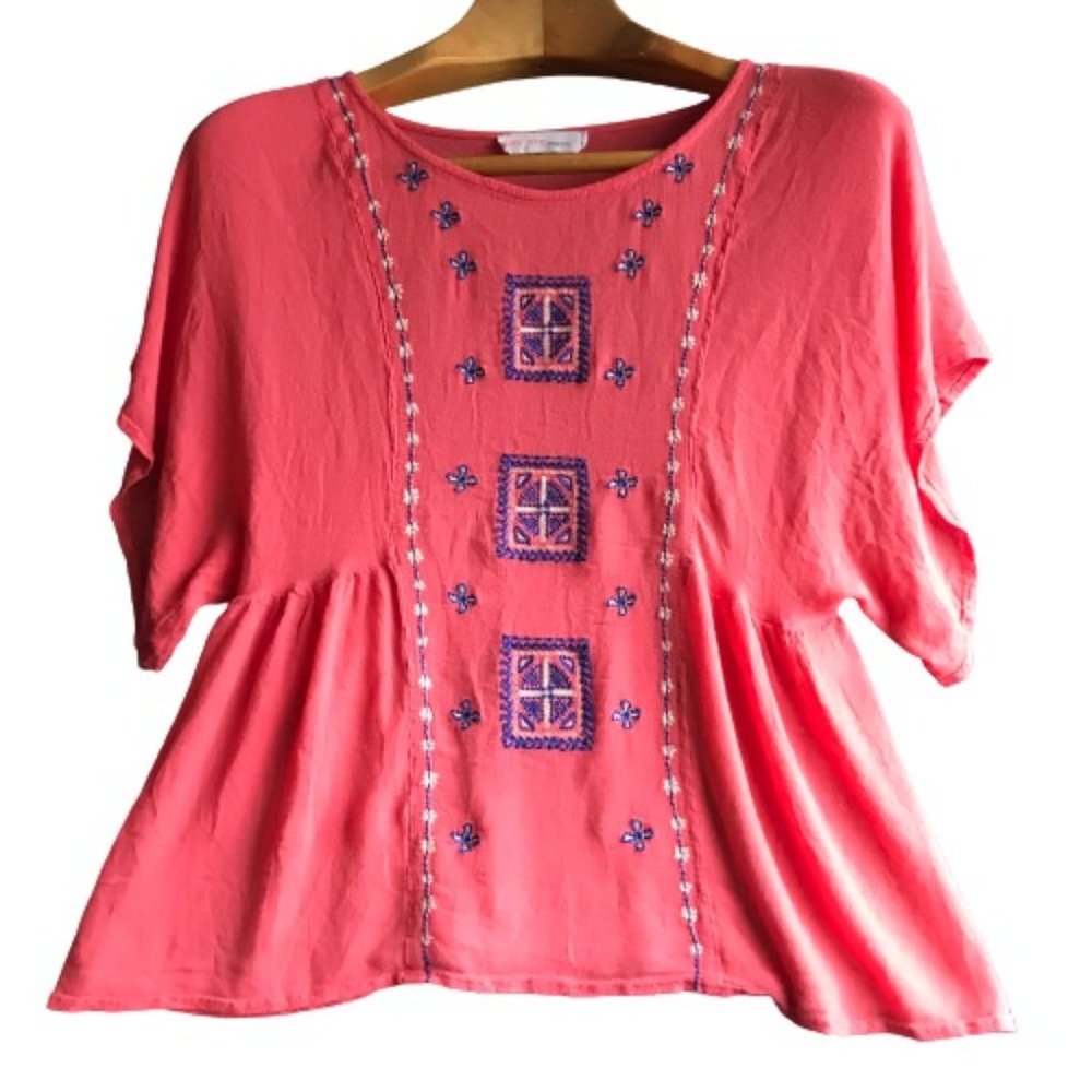 Love Tree Coral Boho Embroidered Blouse Medium